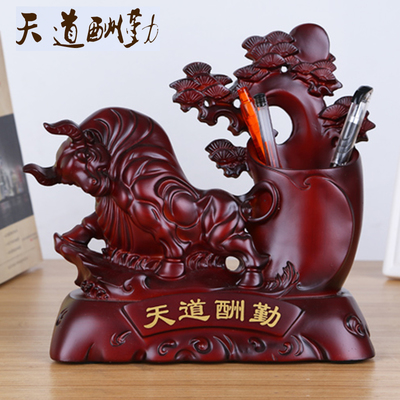 品味與實用兼具 創意馬筆筒，辦公桌面的優雅點綴